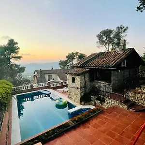 Casa De Las Mariposas Pensión Vallirana
